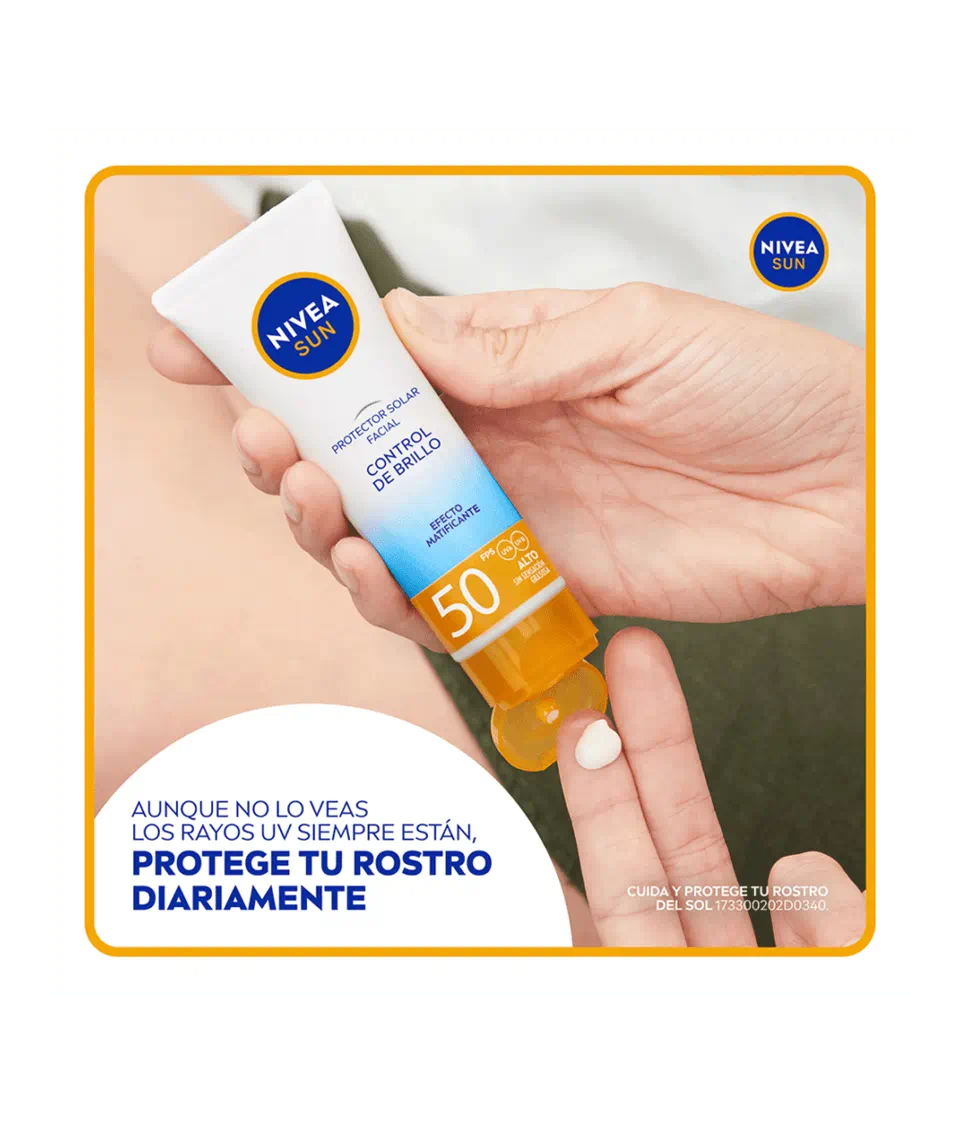 Nivea Protector Solar Efecto Matte/Control de Brillo SPF50 Sin Color